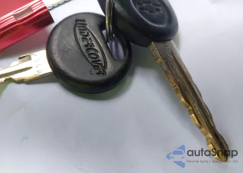 2007 Chevrolet Silverado C1500 Classic из США, поврежденный, VIN 1GCEC14X97Z612357